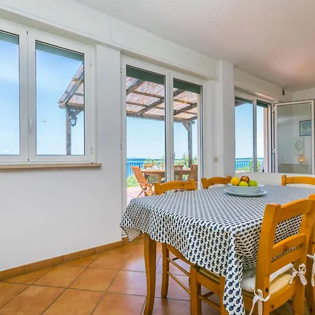 דירה Three-room By Interhome Giannella
